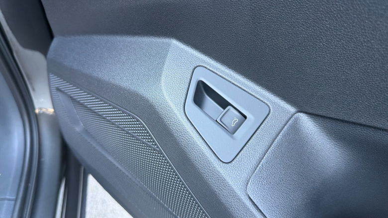 Volkswagen Touareg 3.0 V6 TDI 4Motion 286 Black Edition 5dr Tip Auto Diesel Estate